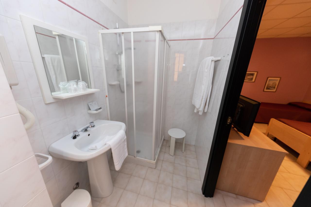 Albergo Dei Gelsi มอนโดวี ภายนอก รูปภาพ